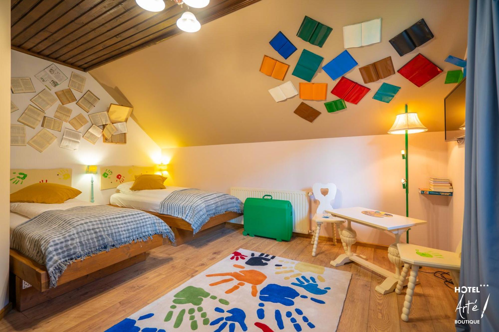 Art'E Boutique Rooms BaileTusnad Exterior photo