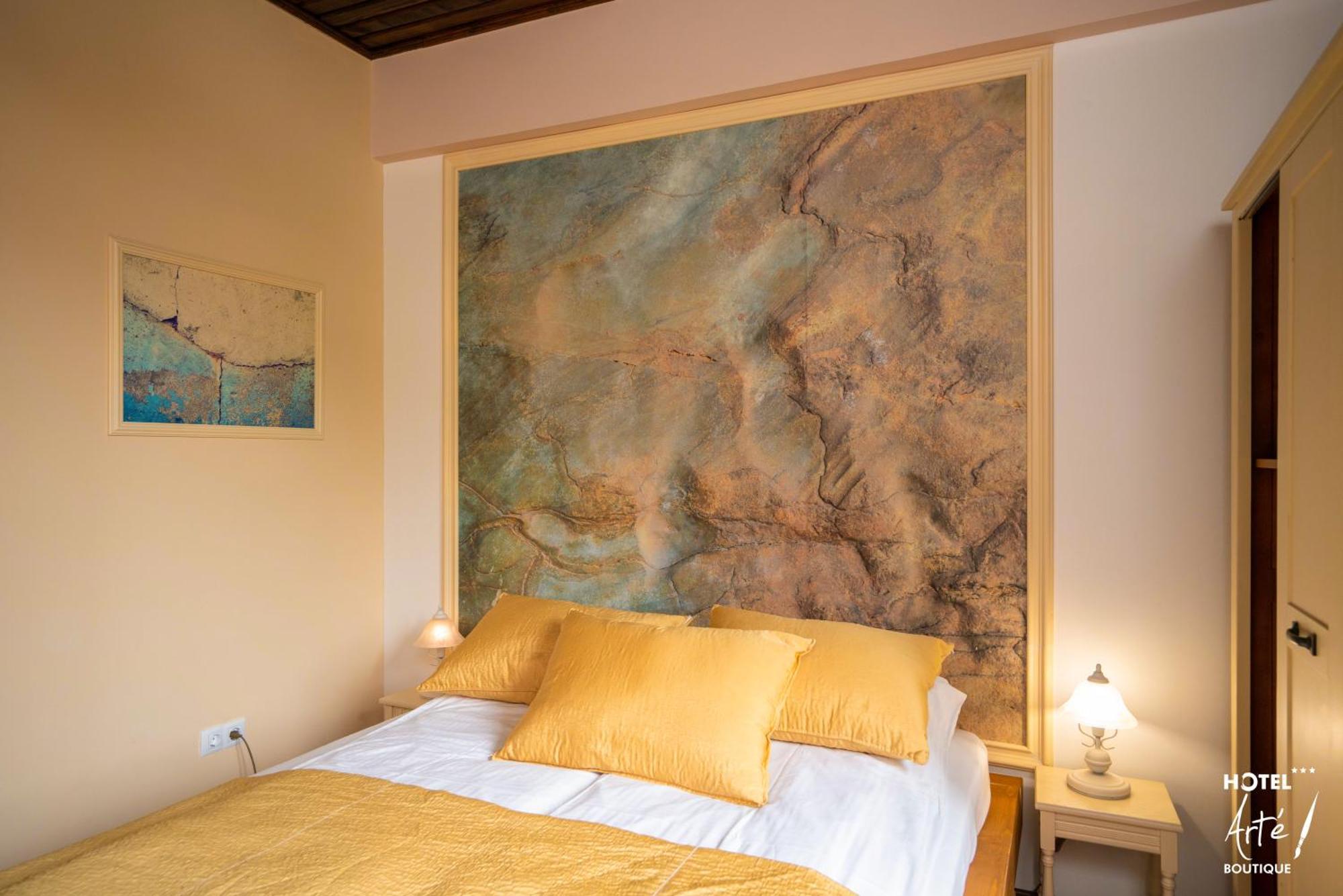 Art'E Boutique Rooms BaileTusnad Exterior photo